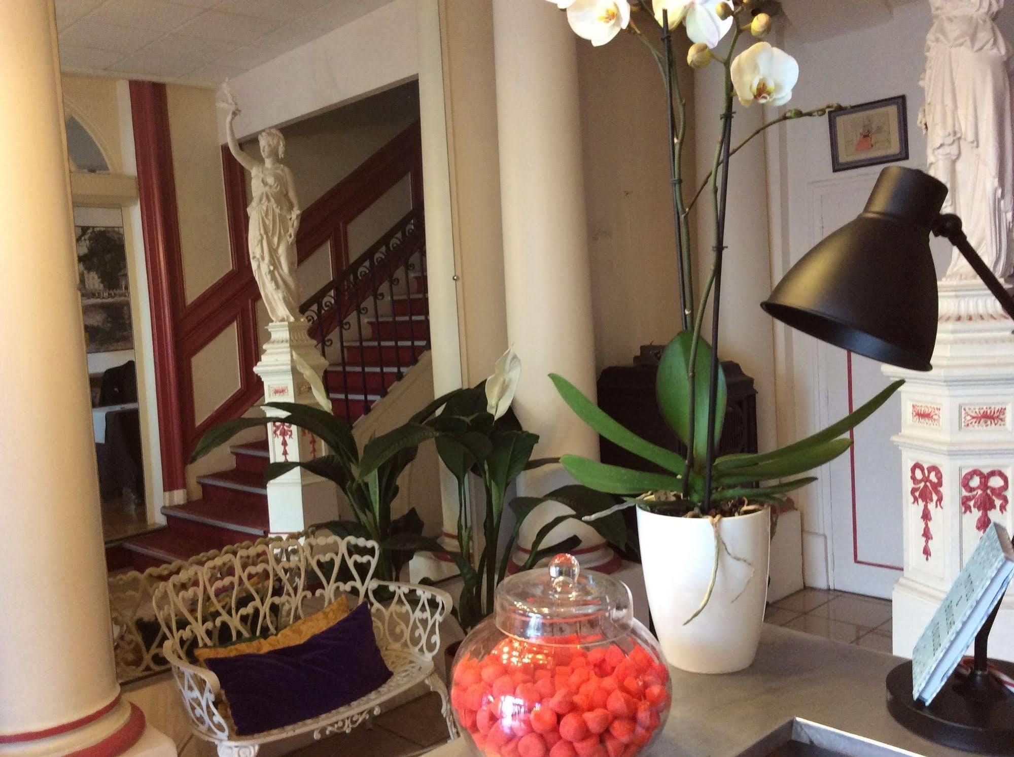 ليموج Hotel De La Paix المظهر الخارجي الصورة